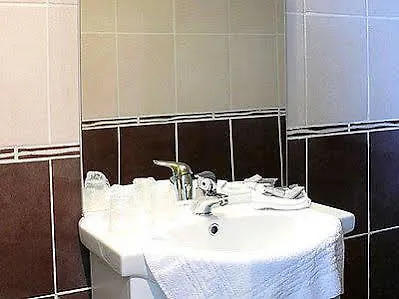 Logis Drom'sud Hotel 2*