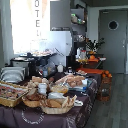 Logis Drom'sud Hotell 2*