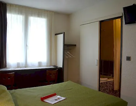 Hotel Logis Drom'sud 2*