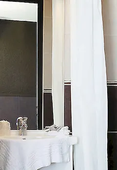 Hotel Logis Drom'sud Donzère
